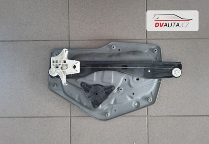 Stahovačka PZ dveří 3T5839402